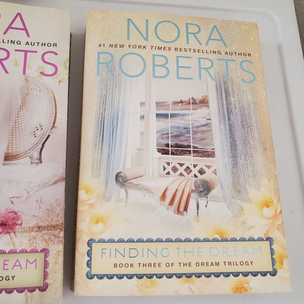 Nora Roberts The Dream Trilogy 1-3 & Debbie Macomber Love Letters Paperback Lot - Picture 8 of 16